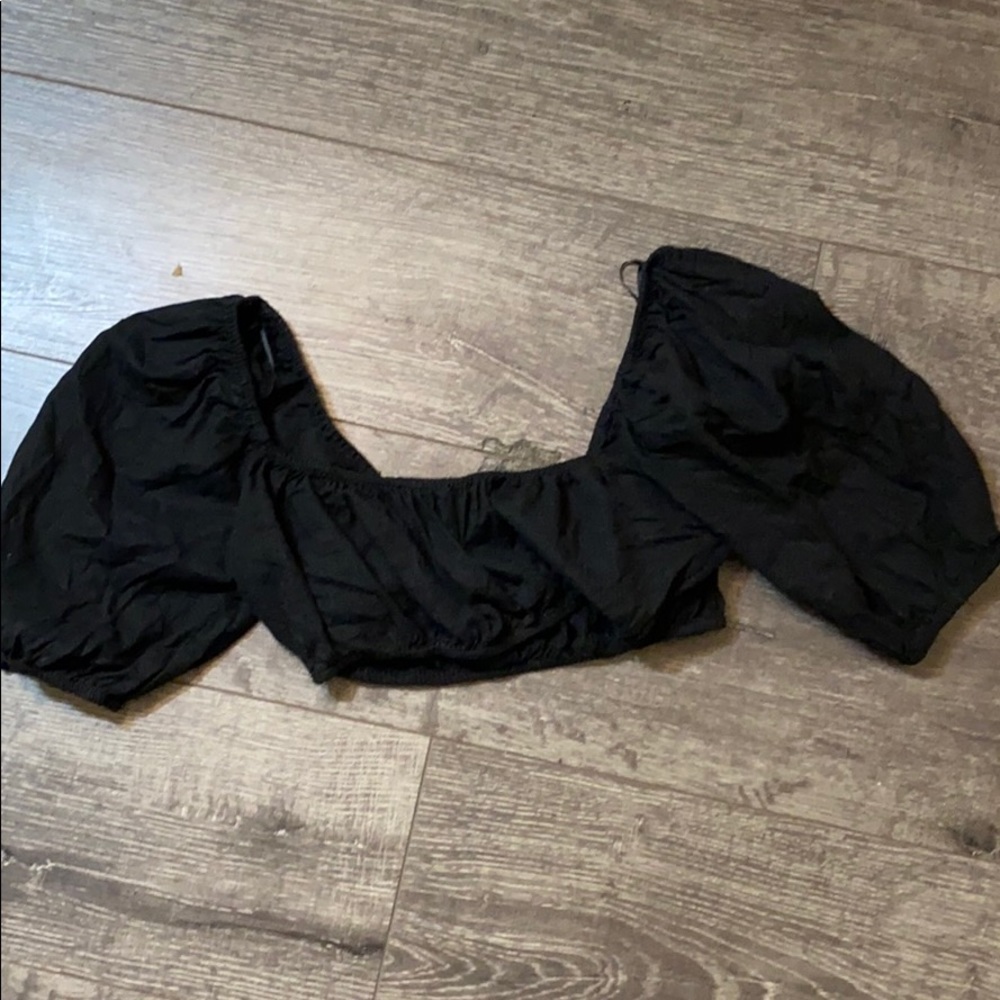 Black crop top